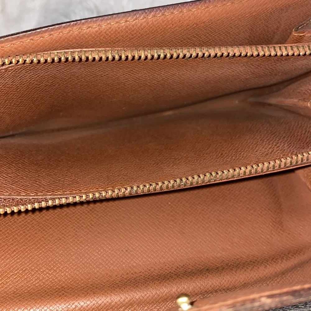 Louis Vuitton Monogram Long Wallet/purse - Picture 11 of 13